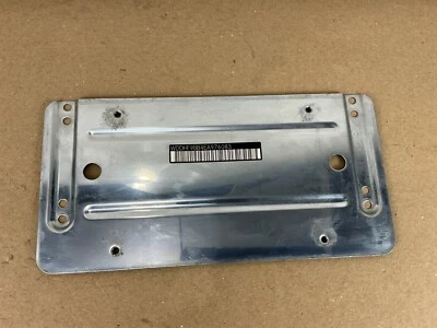 Оригинальный кронштейн для рамы багажника задней двери Mercedes-Benz E550 2010-2016 годов выпуска - Изображение 1 из 4