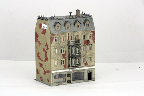 Foto 1 di 2
