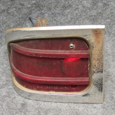 1963 AMC Rambler универсал LH задний фонарь литой корпус и объектив 15258 - Изображение 1 из 4