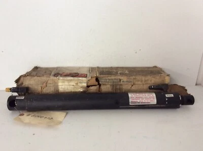 NOS 1977-1989 Chevrolet GMC TRUCK 2000972 Hydraulic Tilt Cylinder 2.5” OEM - Image 1 of 4