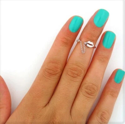 Sterling Silver 925 Lip Knuckle Ring Sexy Lips Design Ring Cute CZ Midi Ring T04 - Image 1 of 4