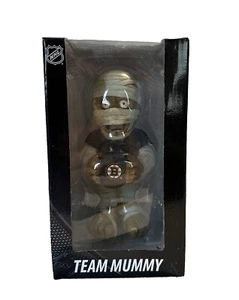 NHL Boston Bruins Team Zombie Statue Forever Nightmares Hockey Sports - Picture 1 of 7
