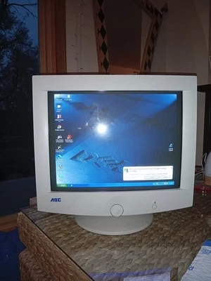 Tested & Working AOC 9Glrs 17.4" Vintage CRT Computer Monitor - Image 1 of 4