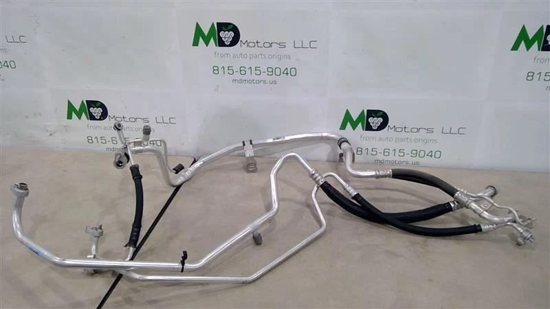 Cargador Dodge Ram 1500 2015-2021 línea líquida de succión P68277009ac Foto 1 de 4