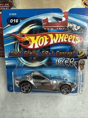 Tarjeta corta Hot Wheels 2005 primeras ediciones #016 plateada Ford Shelby GR-1 Concept Foto 1 de 3
