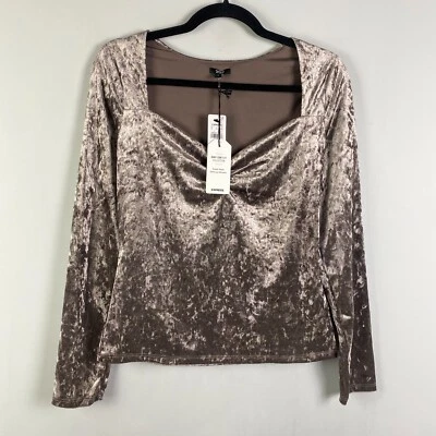 Top Express Body Contour Terciopelo Triturado Escote Corazón Medio Frío Hierro Foto 1 de 4