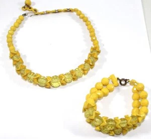 Vintage 1950s Plastic Yellow Choker Necklace & Bracelet Set Demi Parure Set - Picture 1 of 6