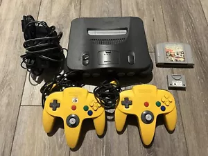 N64 Nintendo 64 Console with 2 controllers (Yellow OEM) Game, Authentic - Picture 1 of 2