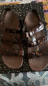 Women's Vionic T Strap Tortoise Strappy Sandals ~ Size 10 - Picture 1 of 3