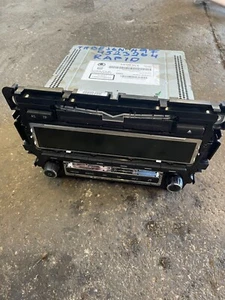 Skoda Rapid Spaceback BJ 2014 1.6 TDI CAY Radio CD Entertainment  5J0035161E - Bild 1 von 3