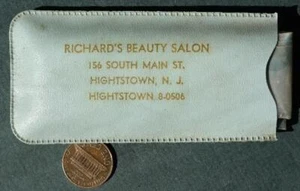 1960s Era Hightstown New Jersey Richard's Beauty Salon raincap in vinyl pouch -- - Picture 1 of 1