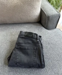 Madewell Mid Rise Skinny Distressed verwaschene Waschung schwarz Denim Jeans Damengröße 25 - Bild 1 von 11