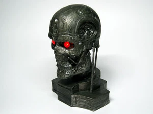 Terminator Salvation Terminator Skull Head Bust Figure - Picture 1 of 7