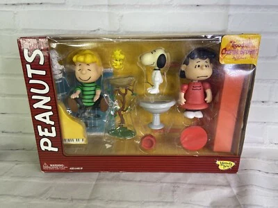 Juego de figuras Peanuts Memory Lane Good Ol Charlie Brown Lucy Snoopy Schroeder NUEVO Foto 1 de 4