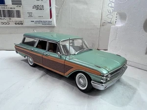 1/24  FRANKLIN MINT 1961 Ford Wagon Woody Green *NEEDS CLEANING - Picture 1 of 17