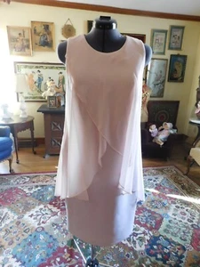 BEAUTIFUL "CALVIN KLEIN" MOTHER/FORMAL/DRESSY PALE PINK SHEATH SIZE 12 - Picture 1 of 6