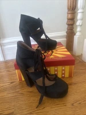 Tacón con cordones Jeffrey Campbell Free People Dahlia negro talla 8 finales de la década de 2000 en caja Foto 1 de 4