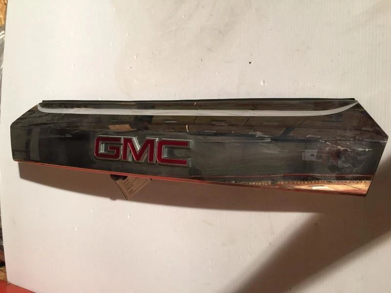 CÁMARA DE VISIÓN TRASERA 10-13 GMC SOPORTES DE TERRENO EN PUERTA LEVADIZA, PROBADA Foto 1 de 4