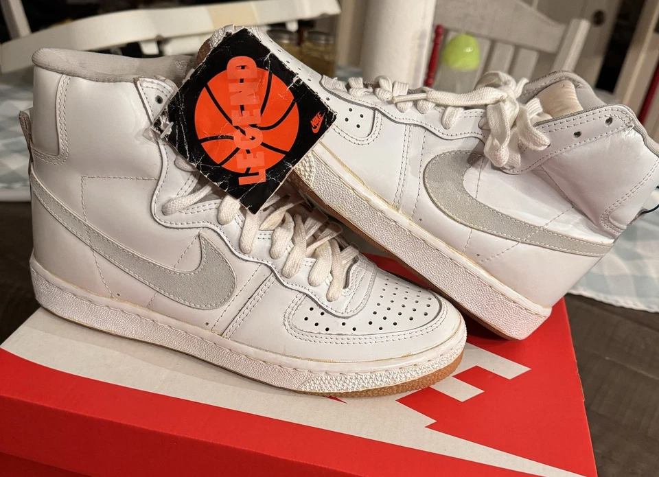 Deadstock 复古 1982 Nike Air Legend 80s Jordan Deadstock - 全新 带原标签 — 第 1/4 张图片