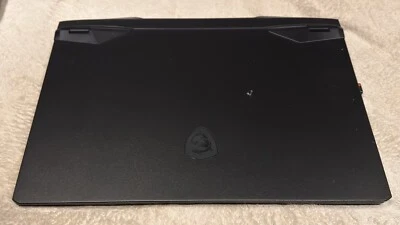 MSI Vector Gaming Laptop i7, 32GB RAM, RTX 3070 Ti, 1 TB SSD Excellent Condition - Image 1 of 4