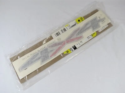 Chevy Silverado 2019-2022 4x4 emblema pickup plataforma insignia calcomanía original OEM Foto 1 de 4