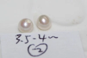 Un par de perlas akoya japonesas lisas Aurora 3,5-4 mm medio agujero perforadas 02 - Imagen 1 de 2