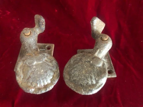 Antique Shell Shaped Shutter Dogs Shell Shaped Set Of 2  Primitive Brown Cover
