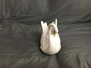 Swan Ceramic Flower Vase - Picture 1 of 4