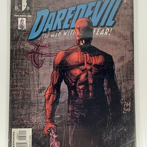 Daredevil #28 Vol.2 Elektra Bullseye Marvel Comics 2002 Bendis/Maleev VF/NM - Picture 1 of 5