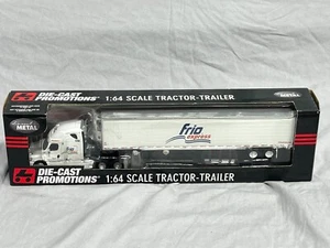 FRIO EXPRESS Trucking Freightliner Cascadia Reefe Van Trailer DCP 1:64 NIB 32987 - Picture 1 of 8