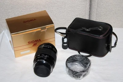 Sigma High Speed AF Zoom Lens 70~210mm f/4-5.6 for Minolta - Image 1 of 4