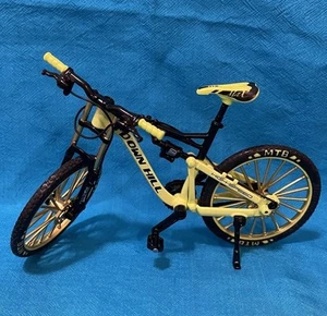 Mini Finger Mountain Legierung Fahrrad Druckguss Modell Metall Fahrrad Racing Spielzeug biegen - Bild 1 von 9