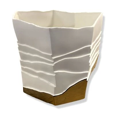 Jarrón de mesa de porcelana erosum platino blanco Fos Ceramiche $1025 9" Foto 1 de 4