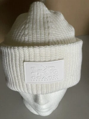 GORRO PARCHE CUERO MEZCLA LANA COACH EN TIZA TALLA ÚNICA Foto 1 de 4