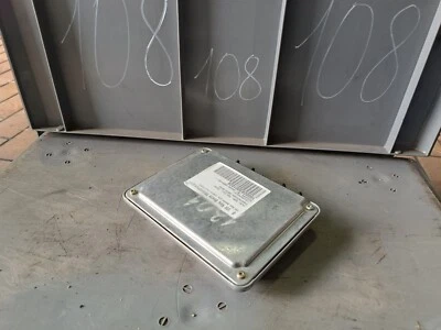 VW New Beetle 1C 1.9 TDI Centralina Motore Centralina 038906018BD 0281001758 - Immagine 1 di 4