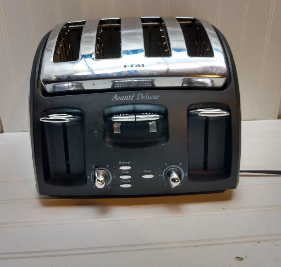T-FAL TFAL Avante Deluxe Variable Browning 4 Slice Bagel Wide Slot Toaster - Image 1 of 4