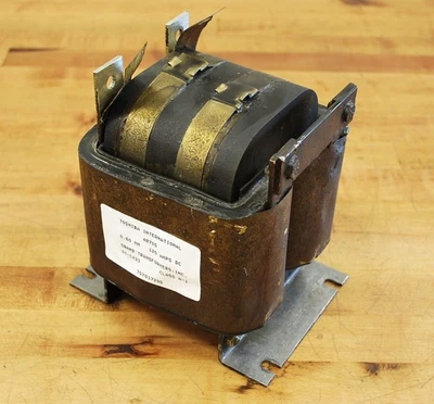 东芝 International 48705 / Grand Transformers Inc. GT-C433 变压器 - 二手 — 第 1/4 张图片