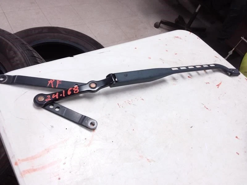 Mercedes Benz GL350 2016 OEM pasajero lado derecho brazo limpiaparabrisas  Foto 1 de 1