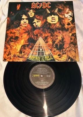 AC/DC Highway To Hell - Australia 3rd pressing 1982 - Immagine 1 di 4