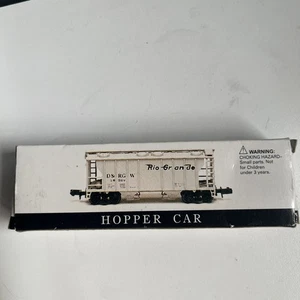 N Scale - High Speed - Upgraded - Covered Hopper - D&RGW - Rio Grande #12057 - Picture 1 of 3