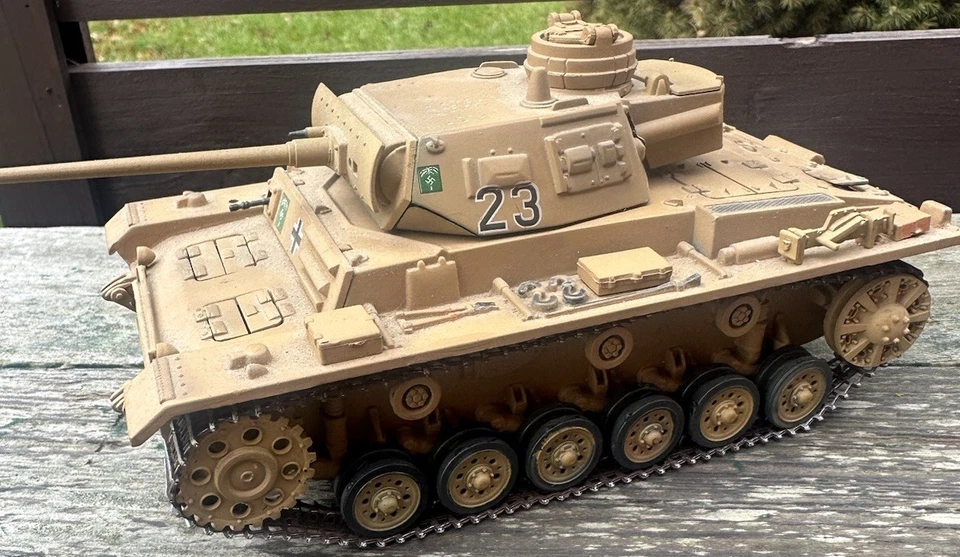 21ST CENTURY TOYS GERMAN DESERT CAMPAIGN TANK - Image 1 of 4