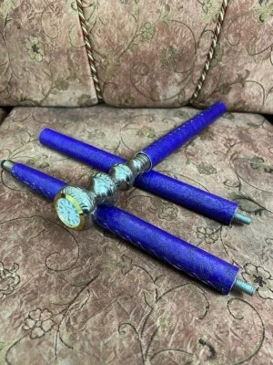 Bengalas de bengala de madeira com acabamento em couro azul contraste bronze com relógio na parte superior - Imagem 1 de 4