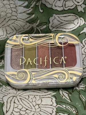 PACIFICA BEAUTY Mineral 5 Eyeshadow Palette in Tomboy Vibe NEW 0.127oz - Image 1 of 2