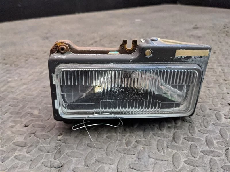 Passenger Right Headlight Supreme 2 Door Inner Fits 92-97 CUTLASS 2091697 - Imagem 1 de 4