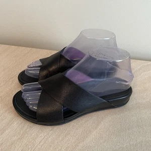 FitFlop Sandals Lulu Cross Slide Size 6 Black Leather Criss Cross Super comfort - Picture 1 of 11