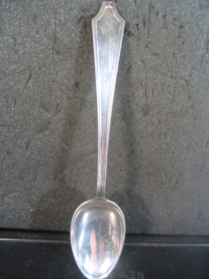 International Sterling MINUET TEASPOON 5 3/4" No Mono - Image 1 of 1