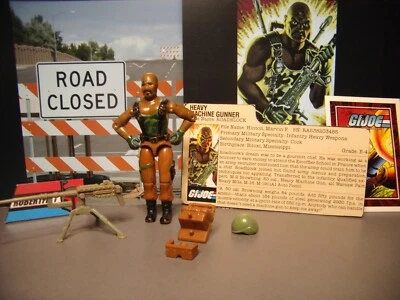 GI Joe Vintage 1984 ROADBLOCK (V1) Lote "i", con FC, Acc, 100% COMPLETO Hasbro 1:18 Foto 1 de 4