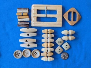 Vintage Craft Bulk Leather Buttons Wooden Buckles Buttons &Toggles - Picture 1 of 5