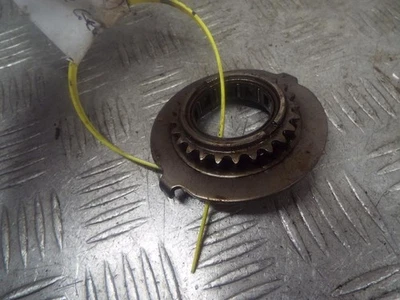 Yamaha XJ650 XJ 650 4117 1980-1981 Engine Oil Pump Drive Gear  - Image 1 of 4