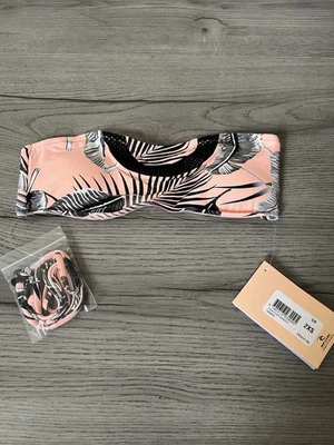 Damen Bikini Oberteil Größe 2XS oder XXS mit A/B-Cup Rip Curl nur anprobiert - Bild 1 von 4